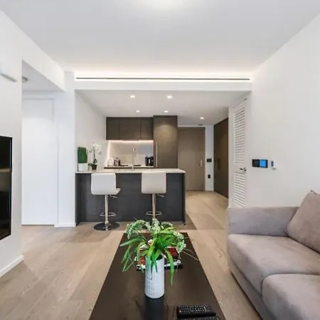Chic & Modern Retreat The Heart Of Dt Vancouver Exterior photo